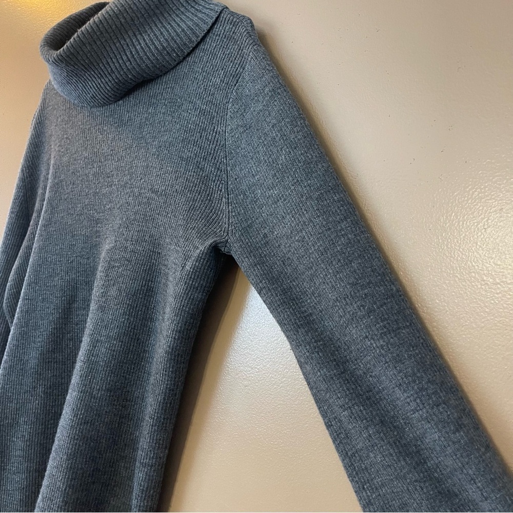 Mercer & Madison Gray Cowl Neck 100% Italian Merino Wool Sweater size Large - Picture 3 of 8